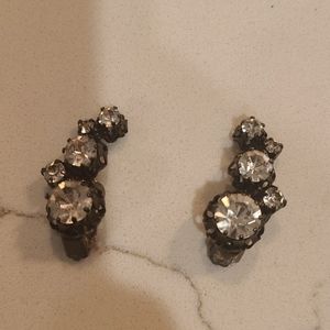 Vintage Austrian clip earrings! Unique with black mounting.